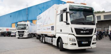 H_Platooning_EOT_Startevent-04 (2120 x 1413)