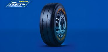 good25-026newtruckracingtyre-pressreleaseimg-v2