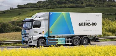 Der neue Mercedes-Benz eActros 400 der zweiten Modellgeneration eActros // The new Mercedes-Benz eActros 400 of the second generation eActros models