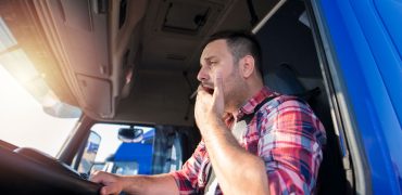 truck-driver-dealing-with-fatigue